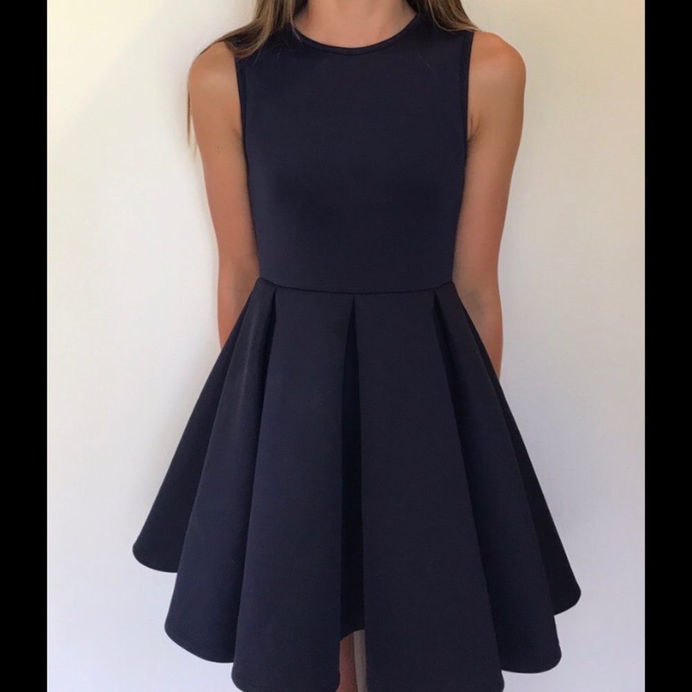 Navy blue, thick fabric dress!